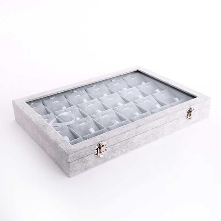 Coffret velours gris pour pendentifs et boucles d'oreilles